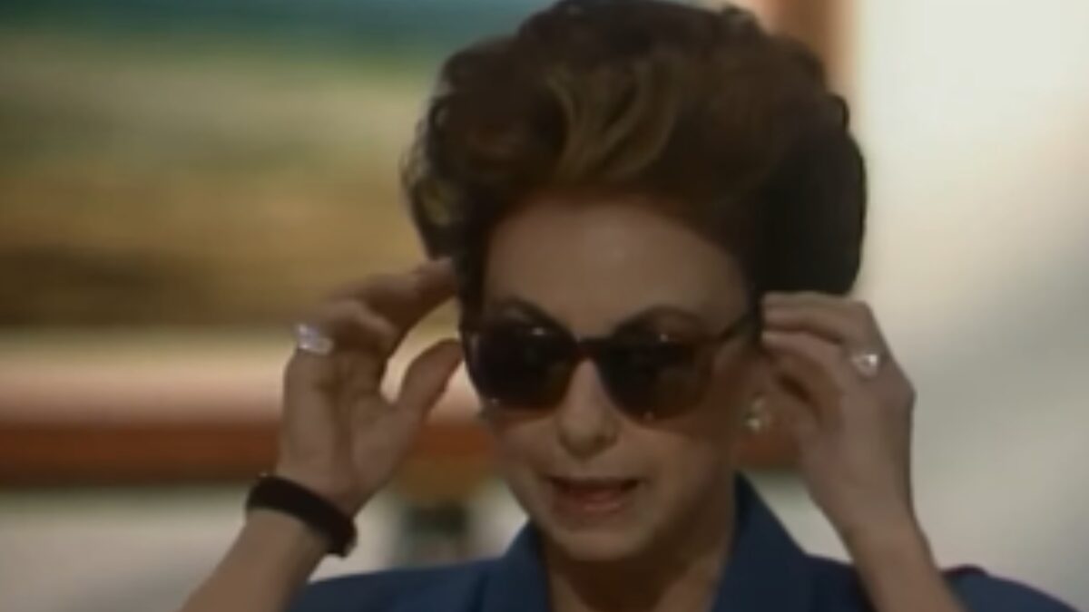 ela diz que vai explicar só uma vez e não quer comentários Odete Roitman Vale Tudo