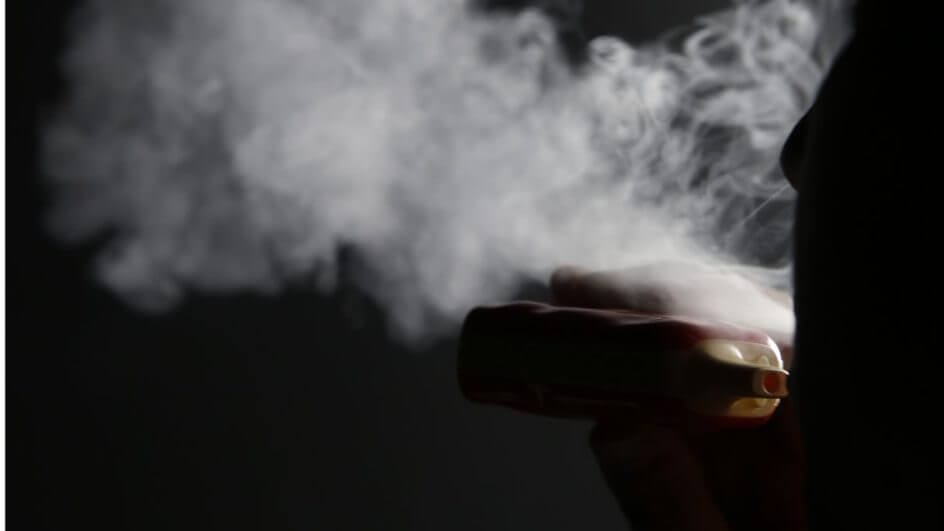 fumaca-vape-cigarro-eletronico-944x531
