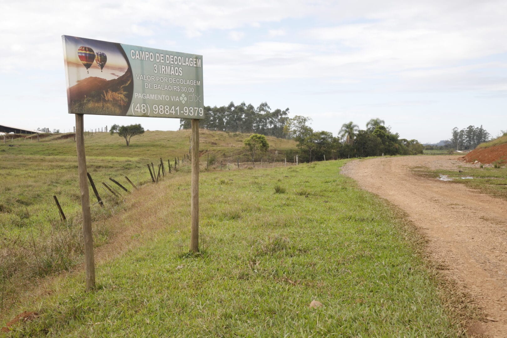Céu de Praia Grande amanhece sem o colorido dos balões em dia marcado pelo luto (2)
