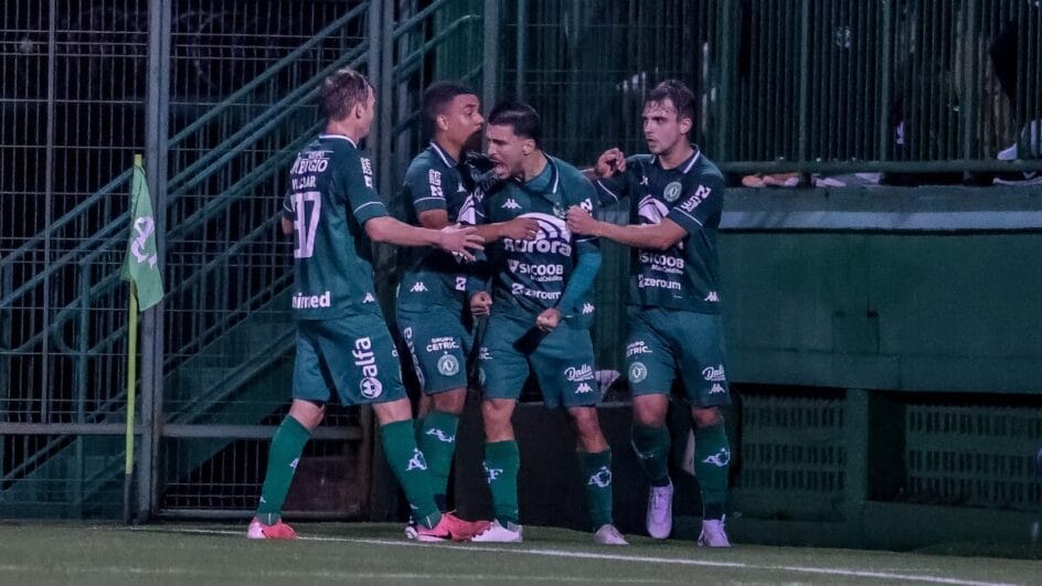Chapecoense x Ferroviária pela Série B 2025