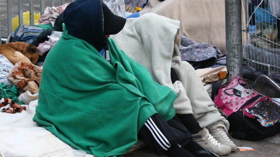 Hipotermia é um risco real no frio intenso. Veja como identificar os sinais e proteger sua saúde.