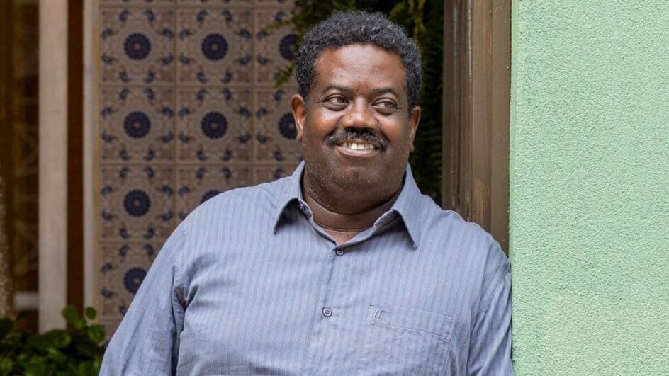 Leandro Firmino é o Jarbas em Vale Tudo