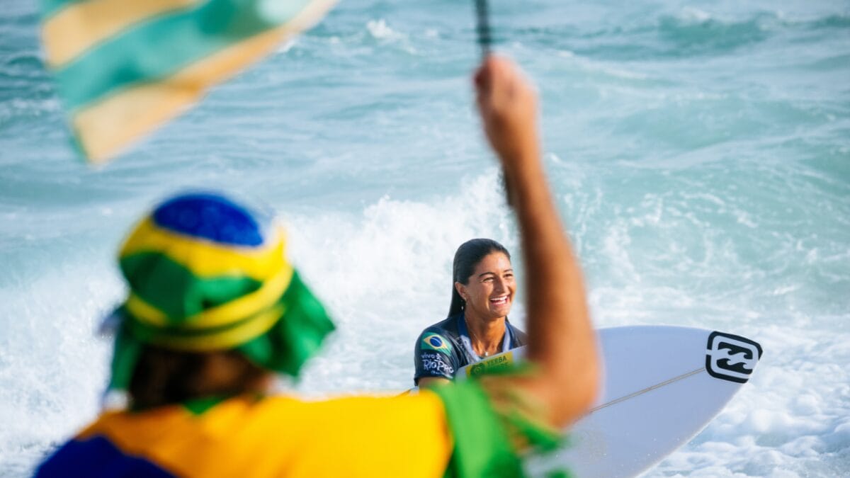 luana silva sorrindo