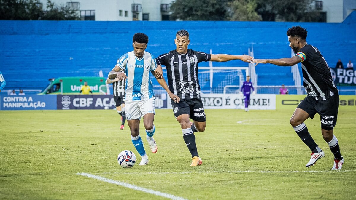 Londrina 2 x 1 Figueirense (Foto: Rafael Martins, Londrina Esporte Clube)