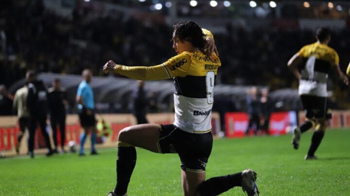 Criciúma x Amazonas (Foto: Celso da Luz, Assessoria de imprensa Criciúma E.C.)