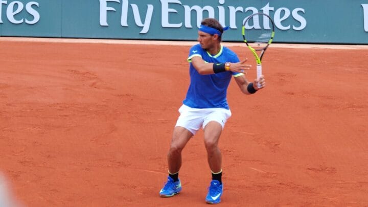 Rafael Nadal em Roland Garros 2017 (Foto: François GOGLINS, Wikimedia Commons)