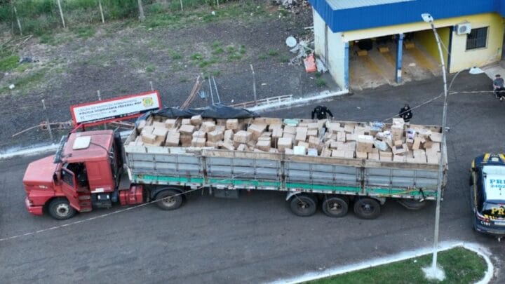 Produtos da China iriam até o Brás, em São Paulo (Foto: PRF, Divulgação)
