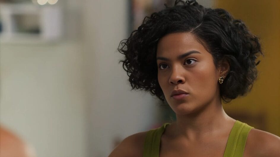 Maria de Fátima vai ter que dividir César com a sogra em Vale Tudo