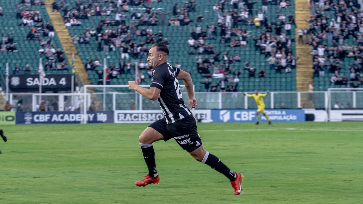 Potiguar marcou o gol do Figueirense (Foto: Patrick Floriani, Figueirense)