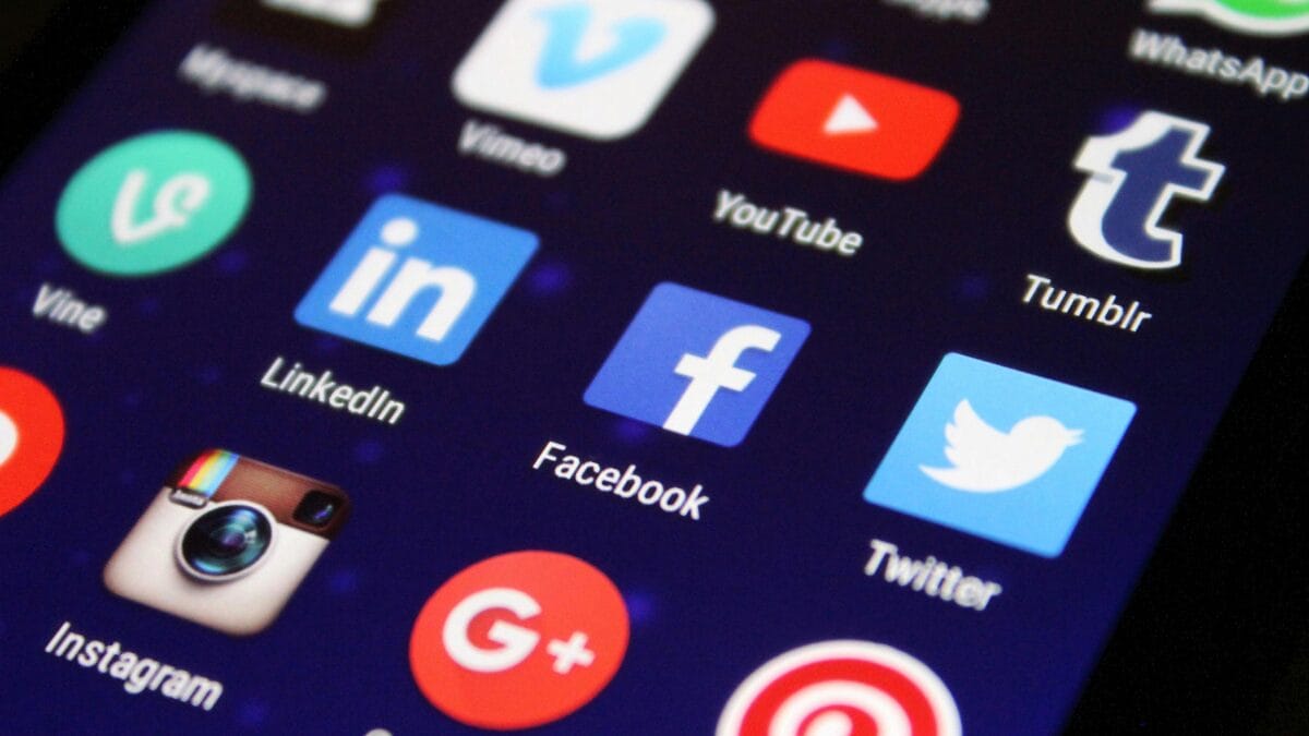 Redes sociais