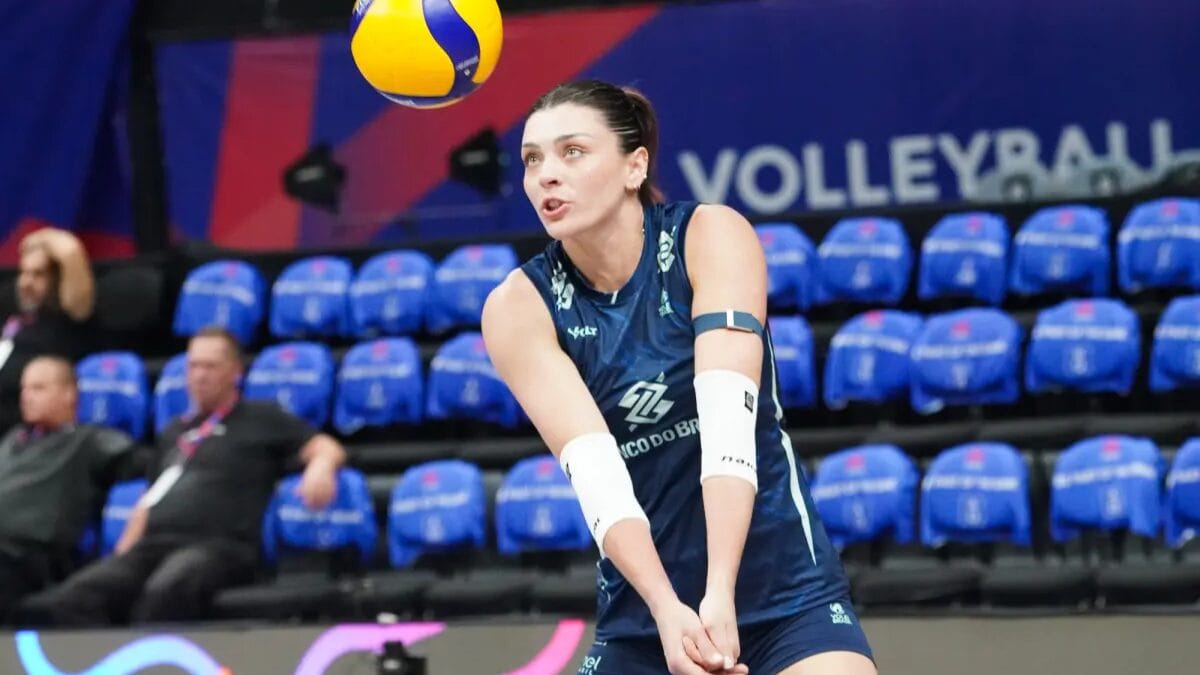 Rosamaria está convocada, mas não jogará no primeiro jogo