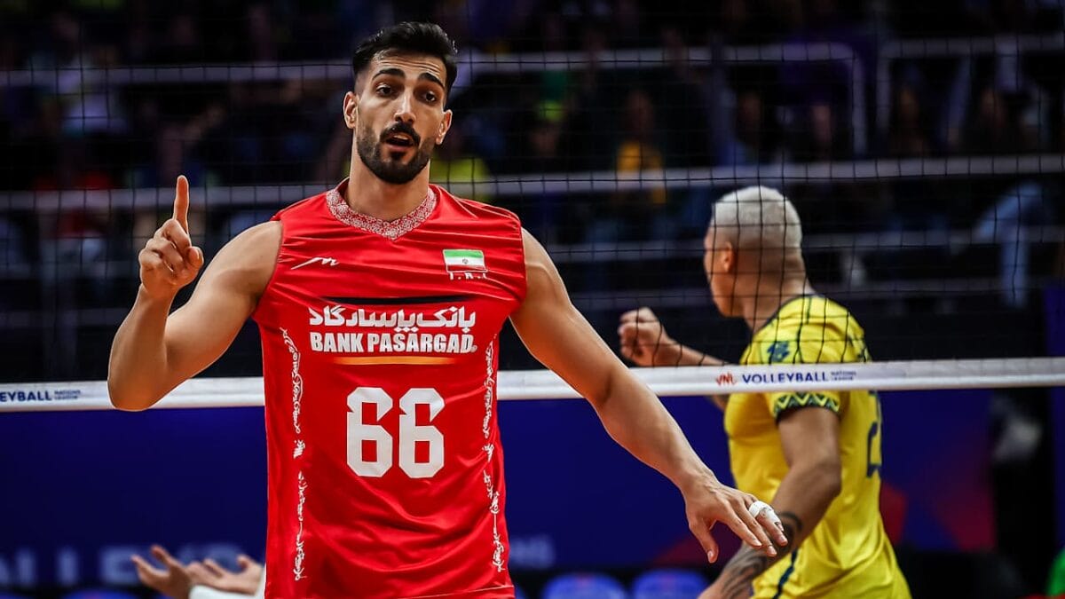 Irã jogando contra o Brasil pela VNL