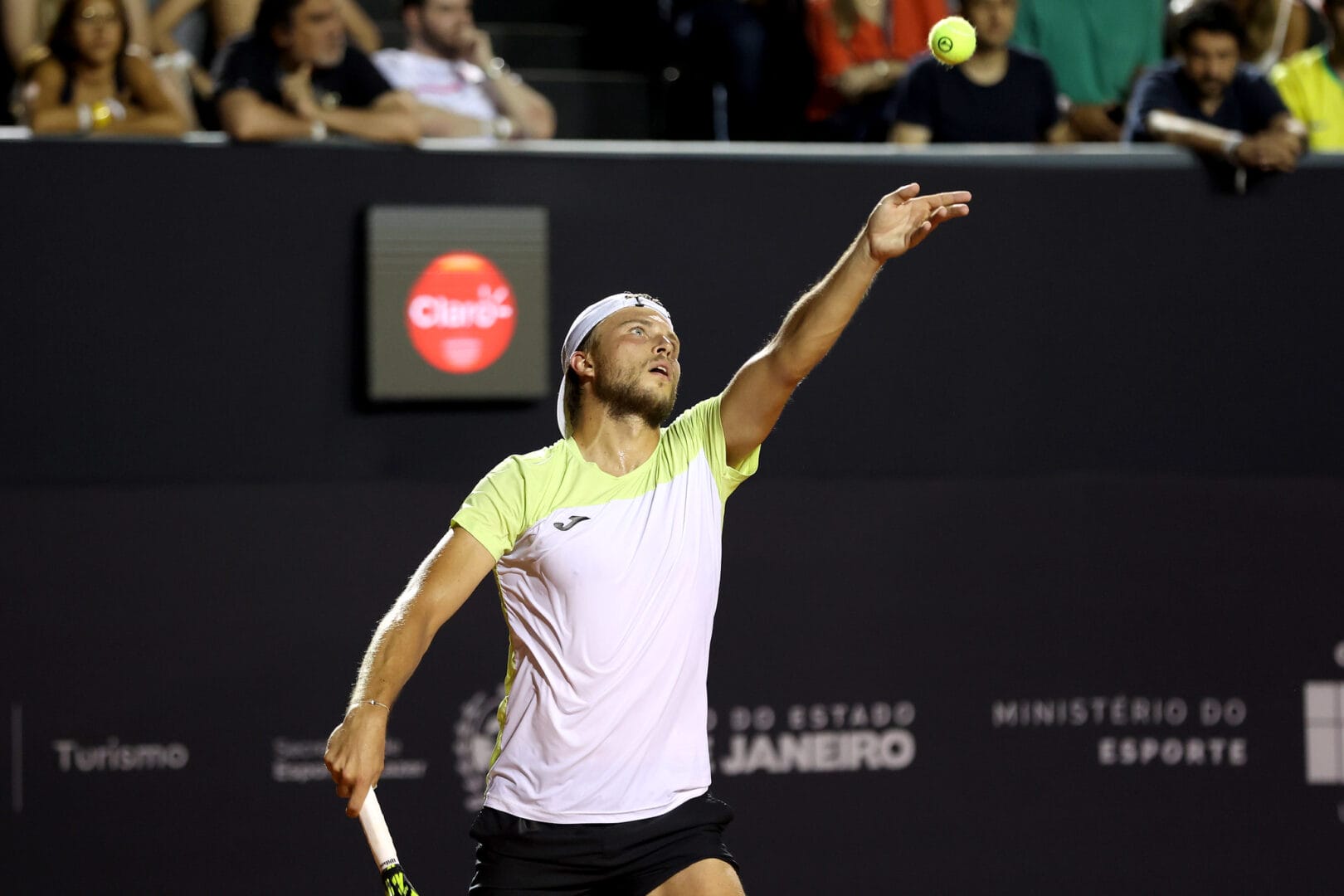 Tenista francês Alexandre Müller é conhecido também como o Tenista do OnlyFans (Foto: Fotojump, divulgação Rio Open)