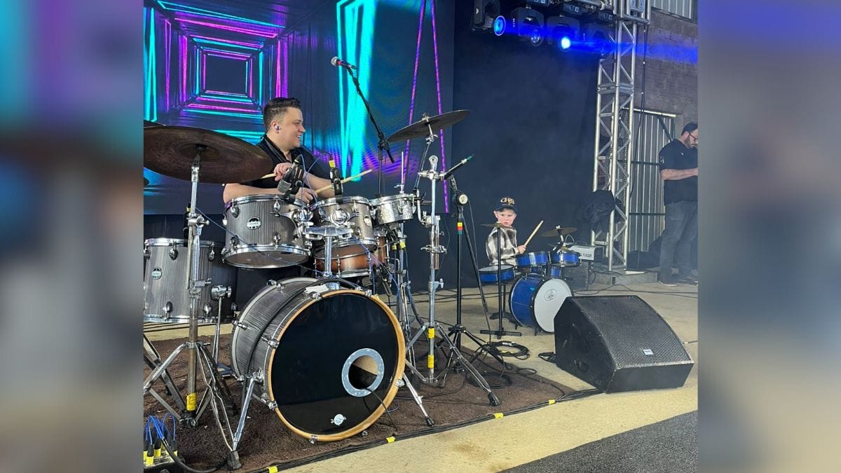 Menino baterista de Canoinhas (SC)