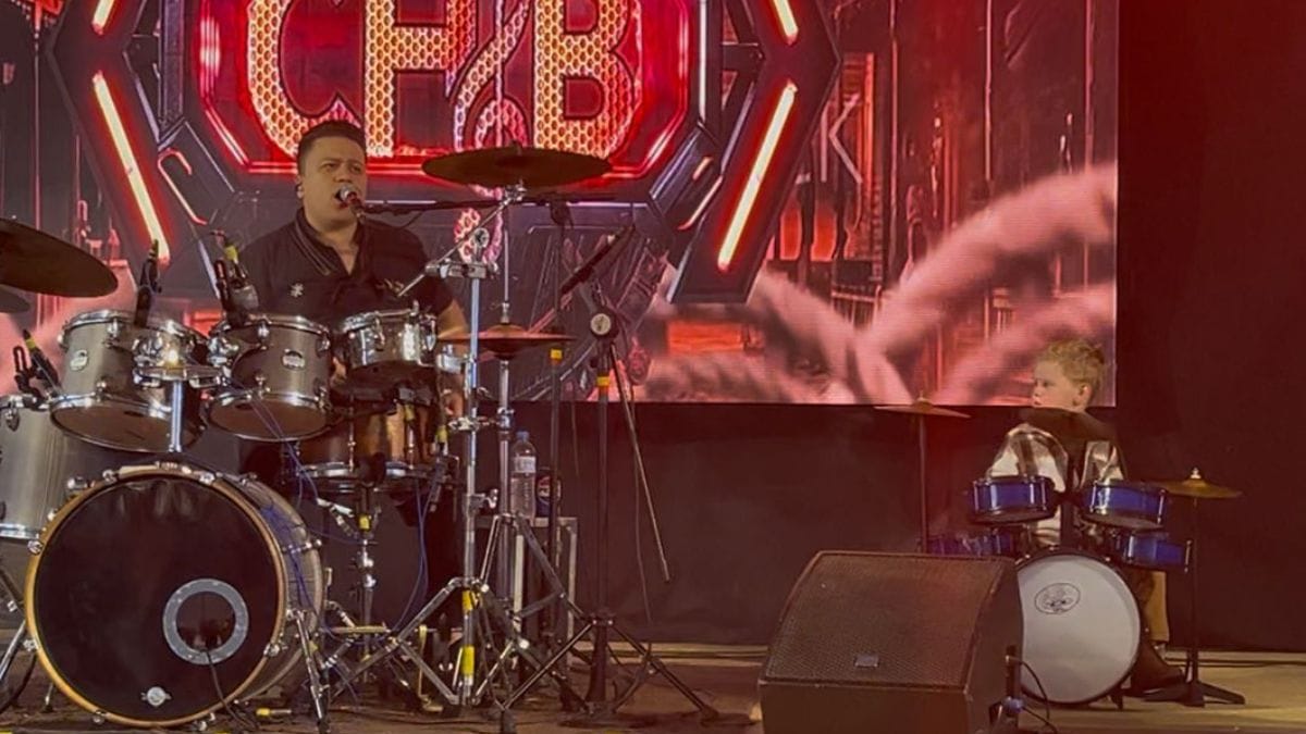 Menino baterista de Canoinhas (SC)