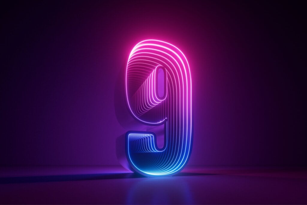 Ilustração do número nove em rosa e azul em um fundo preto