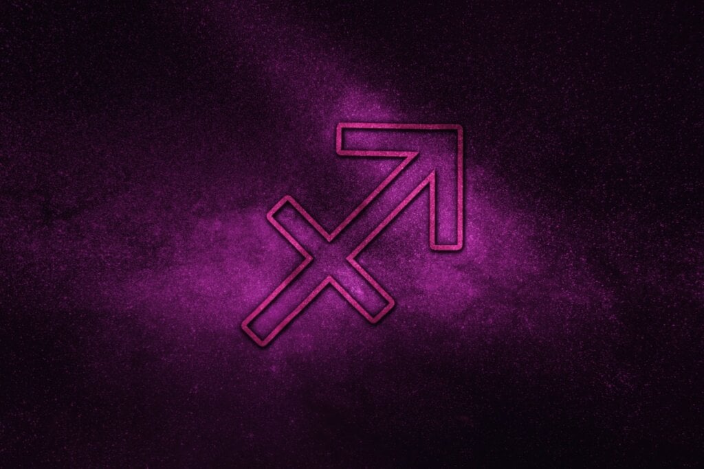 Ilustração roxa do sÃmbolo de sagitário com fundo roxo brilhante