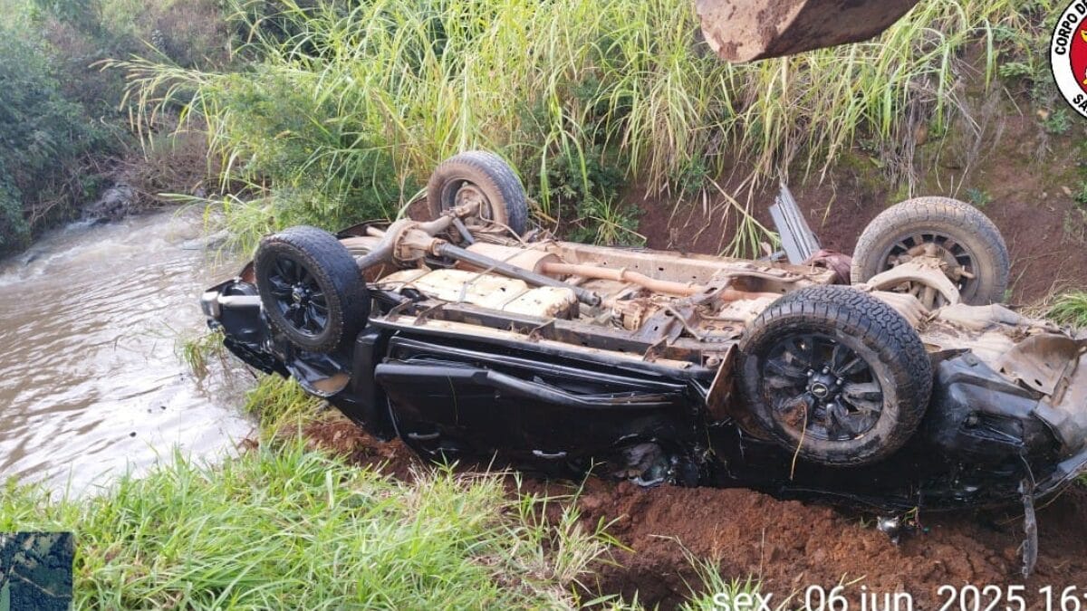 Acidente em Vargem (Foto: CBMSC, Divulgação)