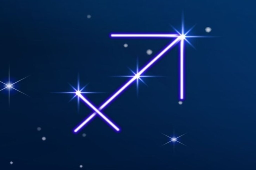 SÃ­mbolo do signo de SagitÃ¡rio em roxo em fundo azul-escuro com pontos de luz simbolizando as estrelas