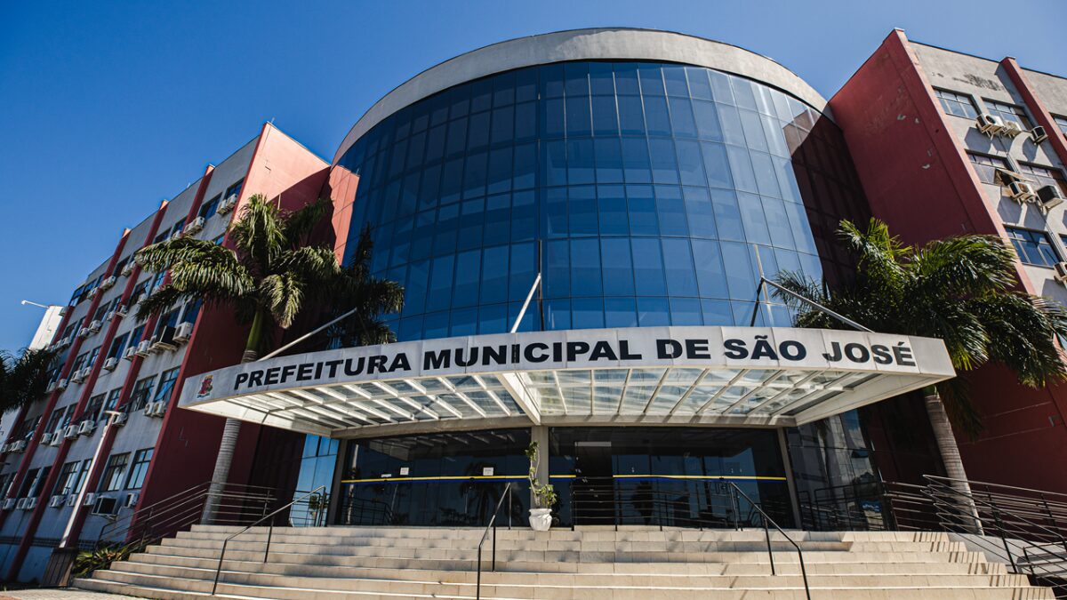 Dois casos de violência contra a mulher são registrados no prédio da Prefeitura de São José em menos de uma semana