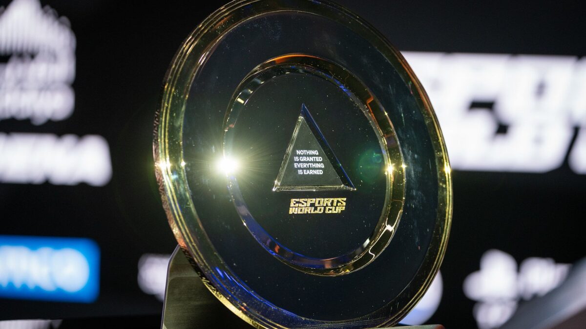 Troféu da Esports World Cup em 2024