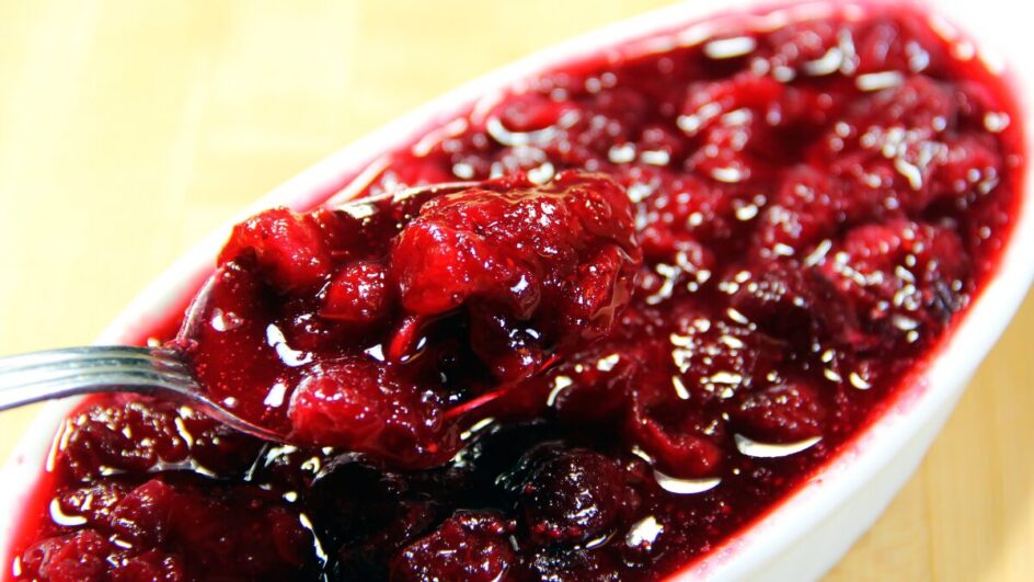 Estudos mostram que cranberry ajuda a evitar infecções urinárias e protege os rins contra danos oxidativos