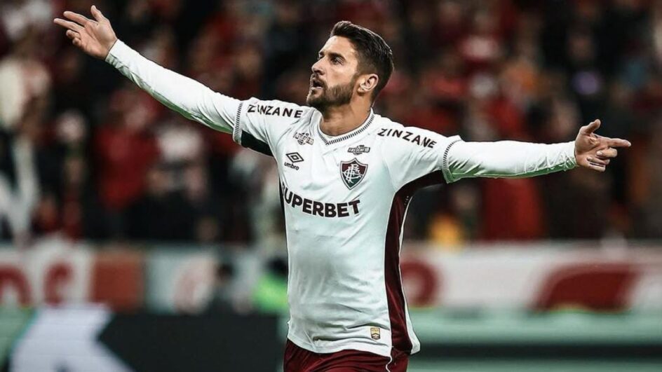 Os dois gols foram marcados por Everaldo (Foto: Lucas Merçon, Fluminense)