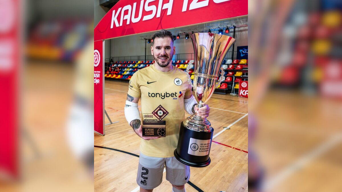 Goleiro Diego Roncaglio