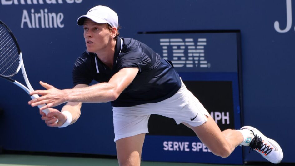 Janik Sinner no US Open 2024 (Foto: Reprodução, Wikimedia Commons)