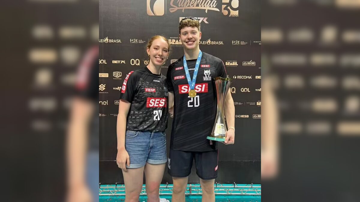 Julia e Lukas Bergmann após a final da Superliga Masculina 2023/24