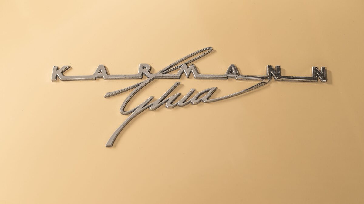 O carro histórico que roubou os holofotes em inauguração de ponte em Florianópolis