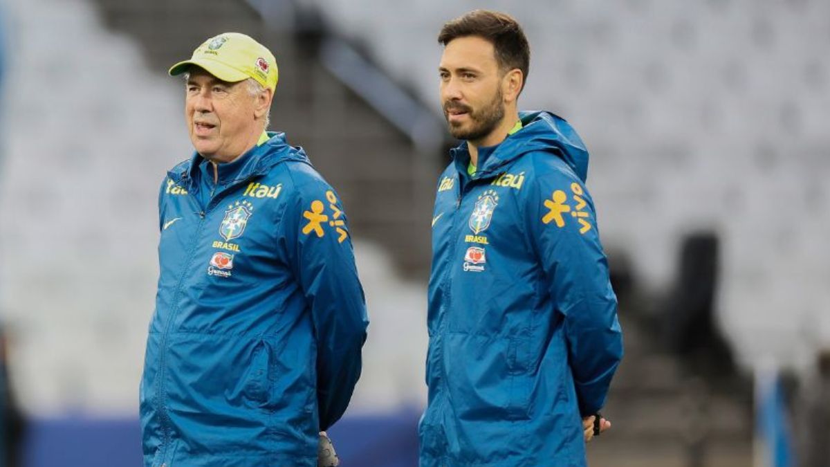 Davide atuou com o pai na Seleção Brasileira (Foto: Rafael Ribeiro, CBF)