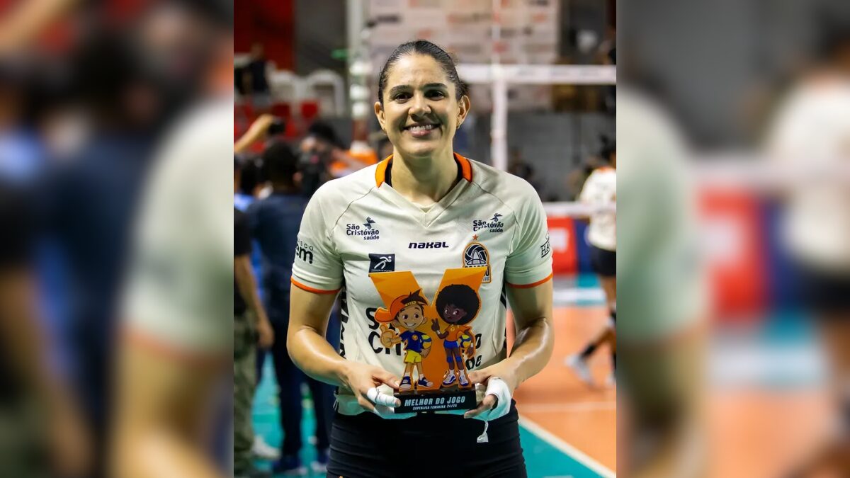 Natália Pereira vôlei