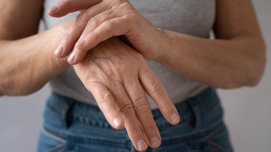 Descubra como a análise do sangue pode prever a doença de Parkinson (Foto: Banco de imagens)