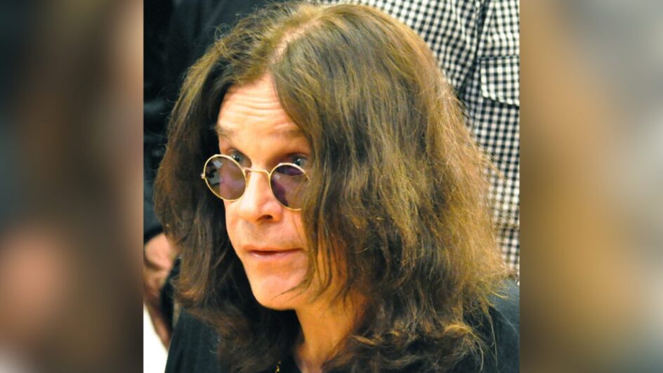 Ozzy Osbourne foi o primeiro vocalista do Black Sabbath e tinha parkinson