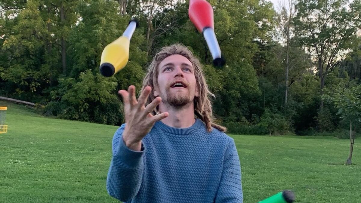 Quem é Bruno Ciocler filho do ator Caco Ciocler