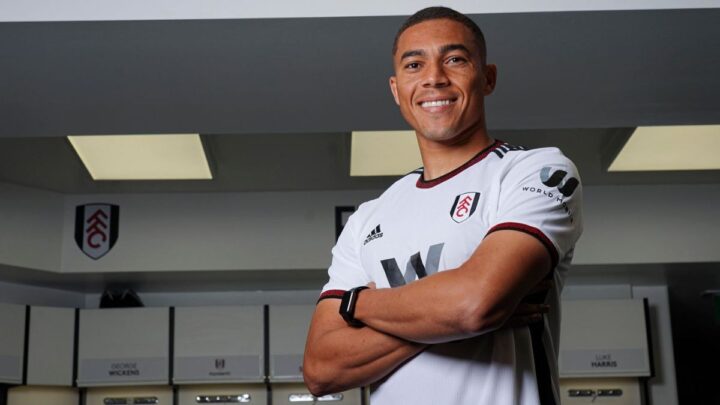 Carlos Vinicius "da Pose" será o novo atacante do Grêmio (Foto: Geoff Pruce, Fulham)