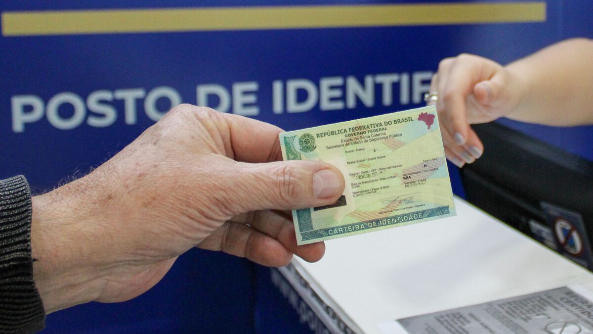 Saiba como consultar se a identidade está pronta para retirada em site lançado em SC (Foto: PCSC, Divulgação)