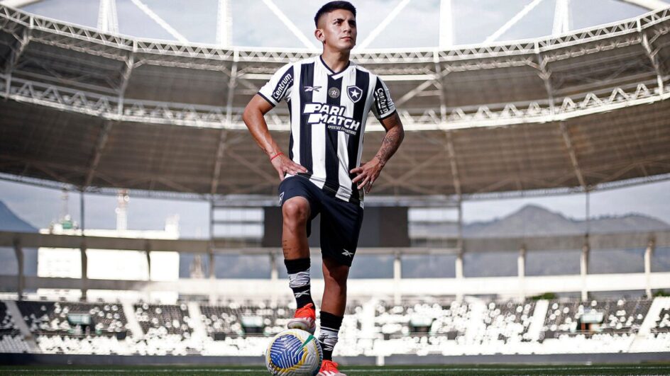 Thiago Almada foi um dos principais jogadores do Botafogo na conquista da Libertadores 2024 (Foto: Divulgação, Botafogo, Vitor Silva)