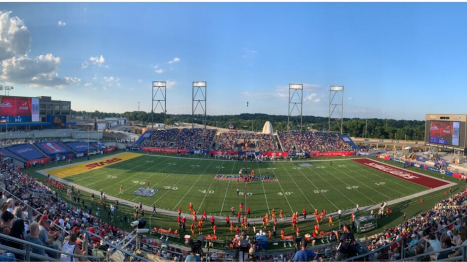 Tom Benson Hall of Fame Stadium recebe Chargers e Lions (Foto: Harrier233, Wikimedia Commons, banco de dados)