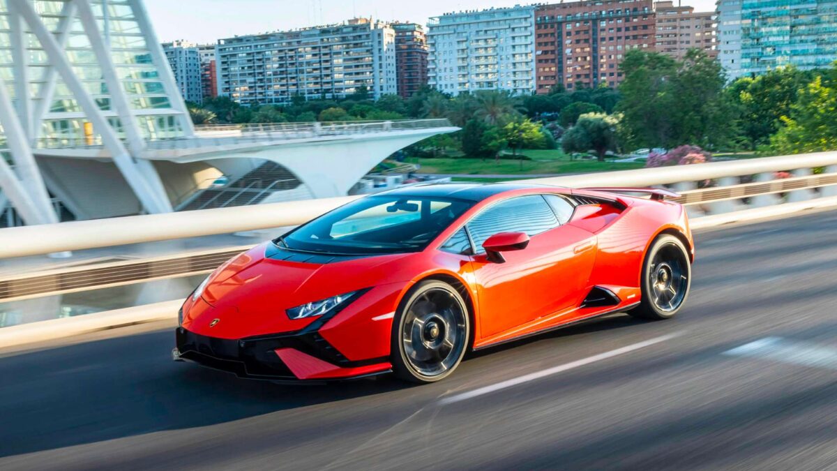 Lamborghini de Diogo Jota, avaliada em R$4 milh&otilde;es