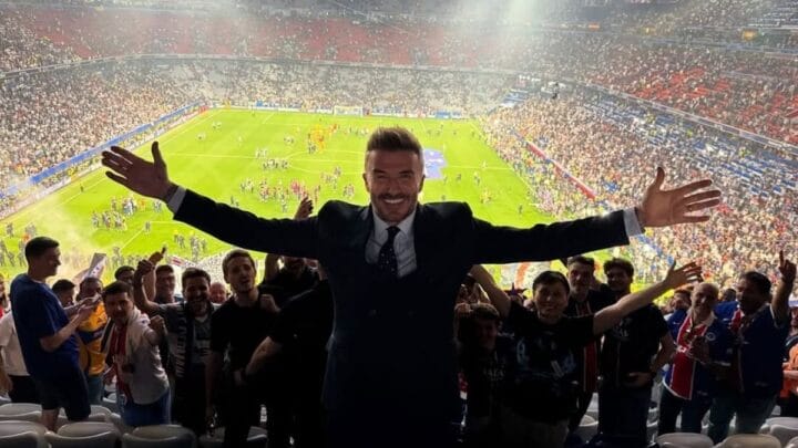 Astro David Beckham saiu da Copa do Mundo de Clubes e está em Wimbledon
