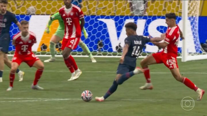 Gol de Doué para o PSG