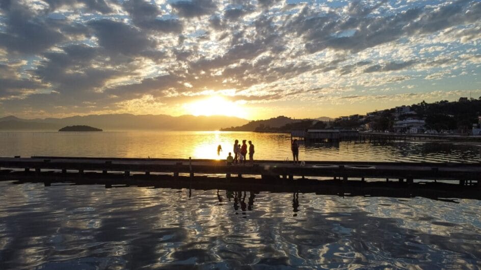 Pesca de camarão na Lagoa de Imaruí