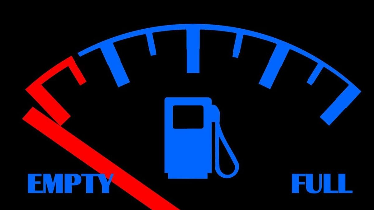 Outra vantagem da economia de combustível é na hora de trocar o carro