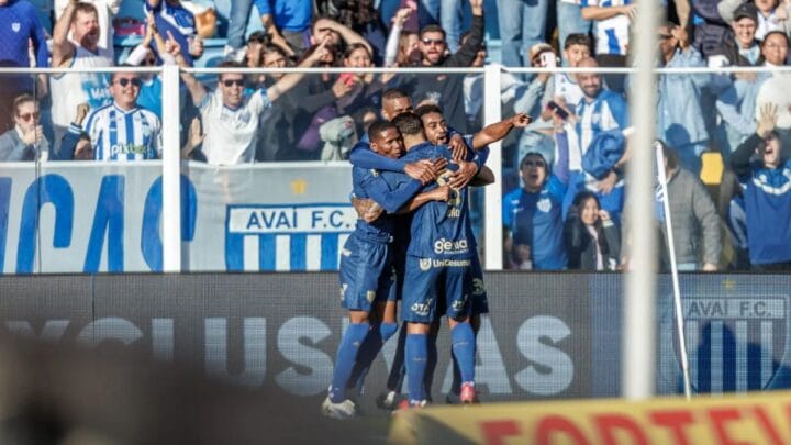 Avaí vence o Cuiabá (Foto: Fabiano Rateke, Avaí)