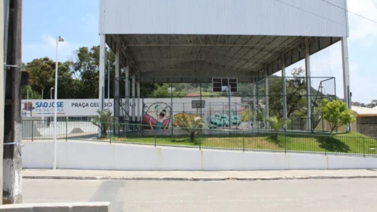 Cachorro é morto pela PM após tentar atacar socorristas do Samu e deixar criança ferida em SC
