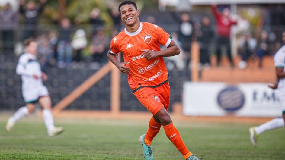 Camboriú na disputa do Campeonato Catarinense Série B 2025 (Foto: Elton Silveira, Camboriú)