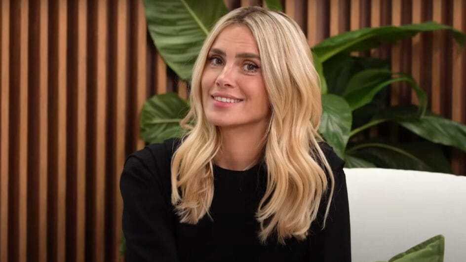 Carolina Dieckmmann refletiu também sobre a fama, sobre o que é sucesso pra ela e sobre a importância da novela e da TV aberta para tantos brasileiros.