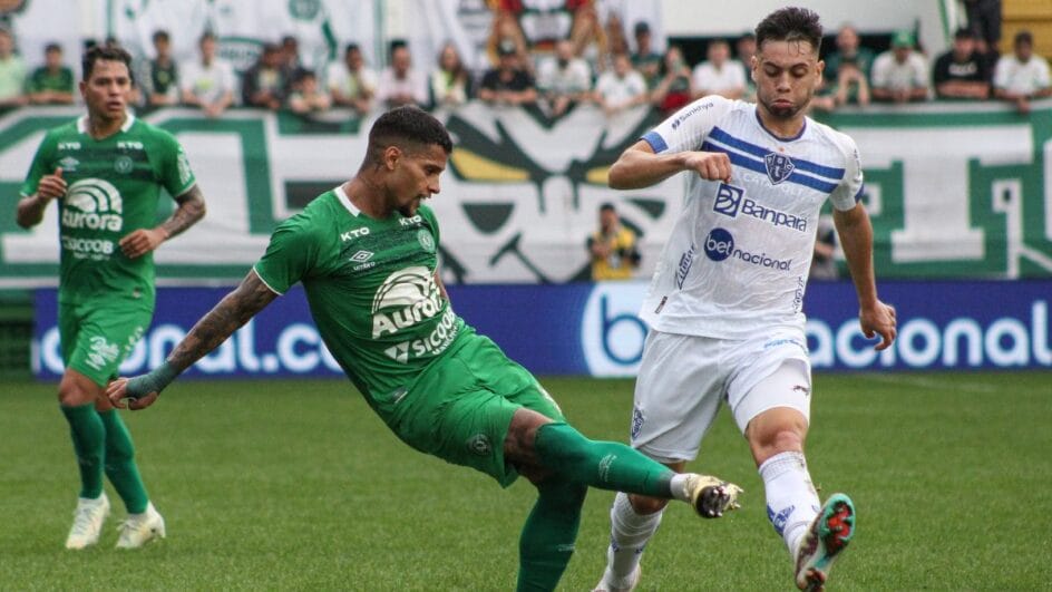 Chapecoense e Paysandu voltam a se enfrentar na Arena Condá